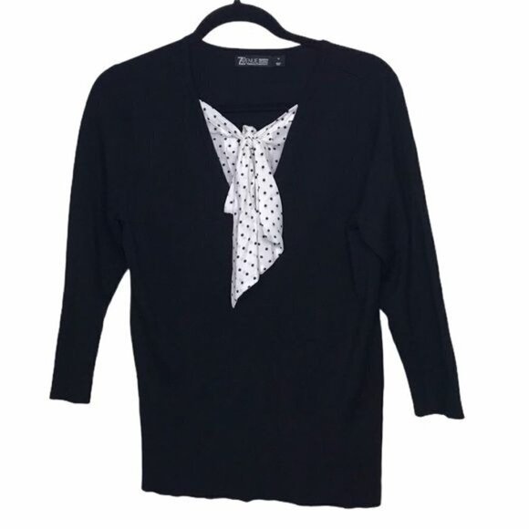 New York & Co Design Studio Black Bow Sweater Medium - Picture 1 of 9